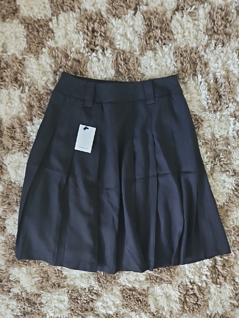 Black Pleated Women's Skirt